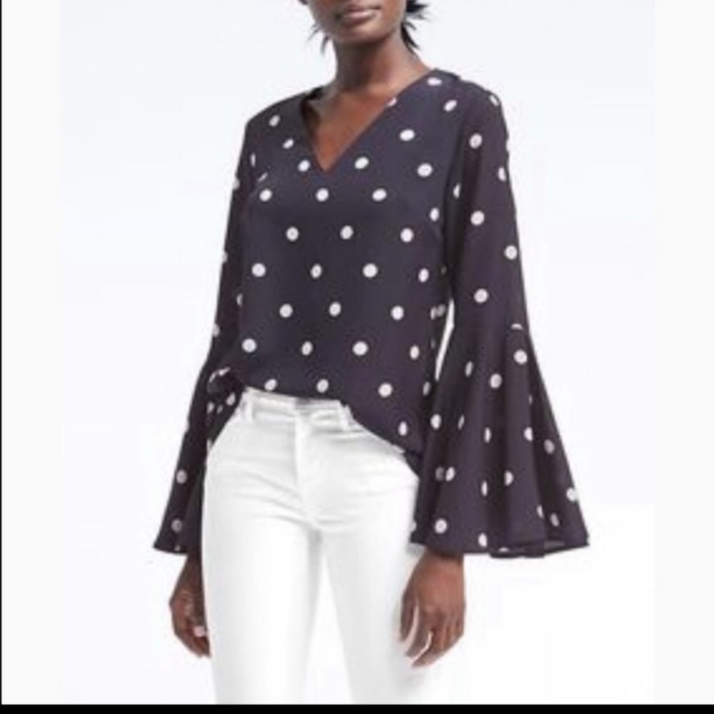 Banana Republic bell sleeve top XS